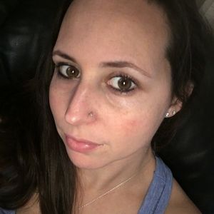 Meet your Posher, Holly